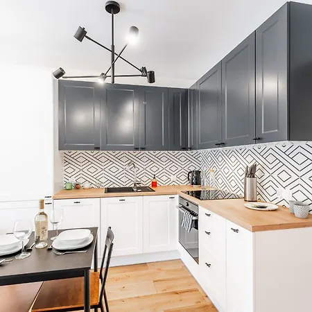 Bagry - Parking, Balcony, Workspace - By Rentujemy Apartment