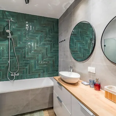 Bagry - Parking, Balcony, Workspace - By Rentujemy Apartment *